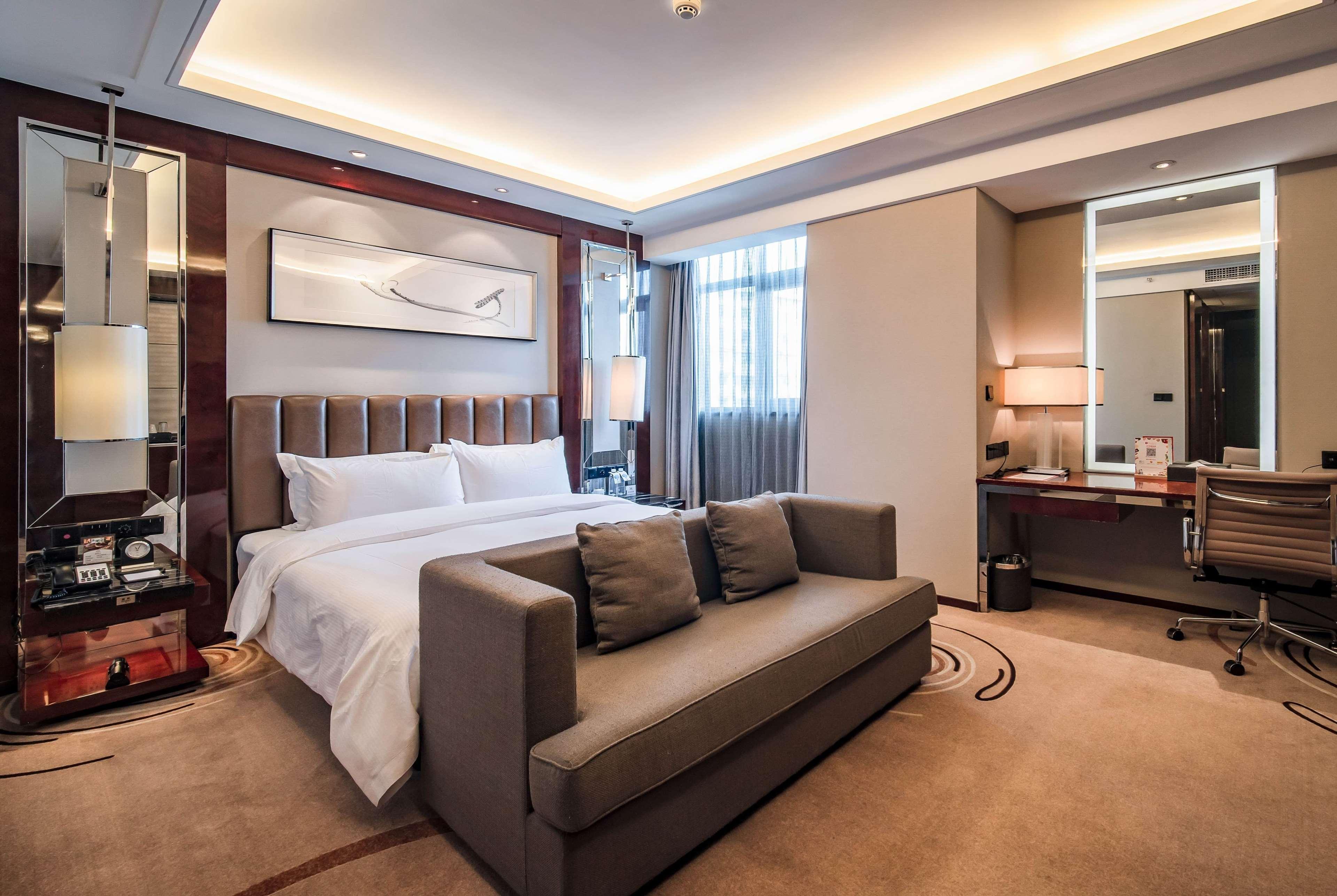 Ramada Changzhou North Hotel Екстериор снимка
