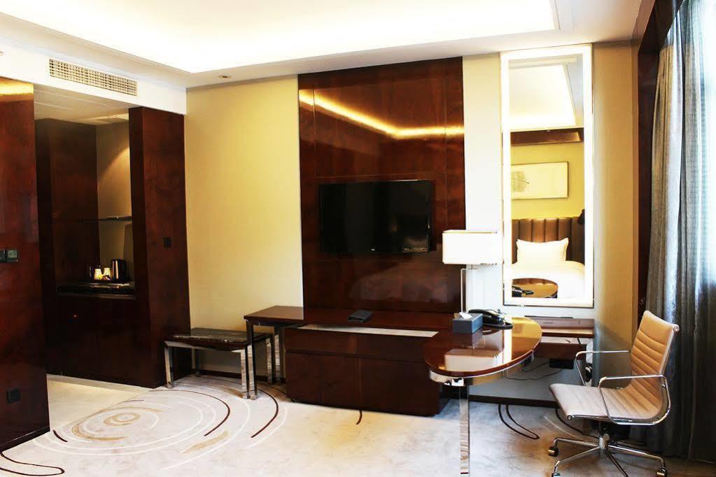 Ramada Changzhou North Hotel Екстериор снимка